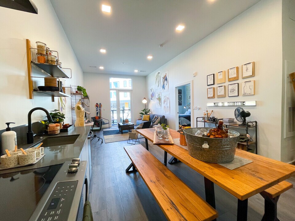 105 Addison St in Boston, MA - Building Photo