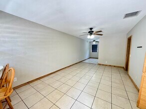 8341 Sunset Dr in Palm Beach Gardens, FL - Foto de edificio - Building Photo