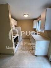 3510 SE Sherry Ln in Milwaukie, OR - Building Photo - Building Photo