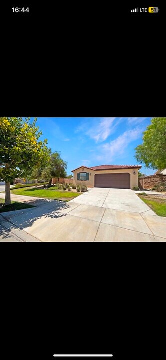 34187 Pinnata Ct in Lake Elsinore, CA - Building Photo