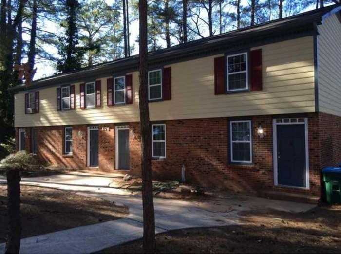 1176 Forest Vale Way in Norcross, GA - Building Photo