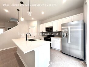 6024 Caprera Wy in Charlotte, NC - Building Photo - Building Photo