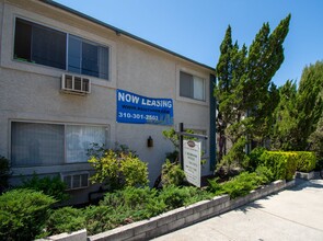 Tujunga-10075 in Tujunga, CA - Foto de edificio - Building Photo