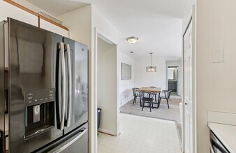 1310 Sheridan Pl, Unit 203 in Bel Air, MD - Foto de edificio - Building Photo