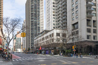 Excelsior Apartments in New York, NY - Building Photo - Building Photo