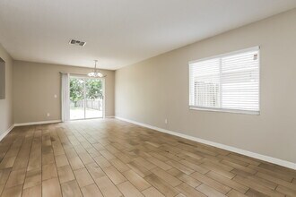 13121 Fennway Ridge Dr in Riverview, FL - Building Photo - Building Photo