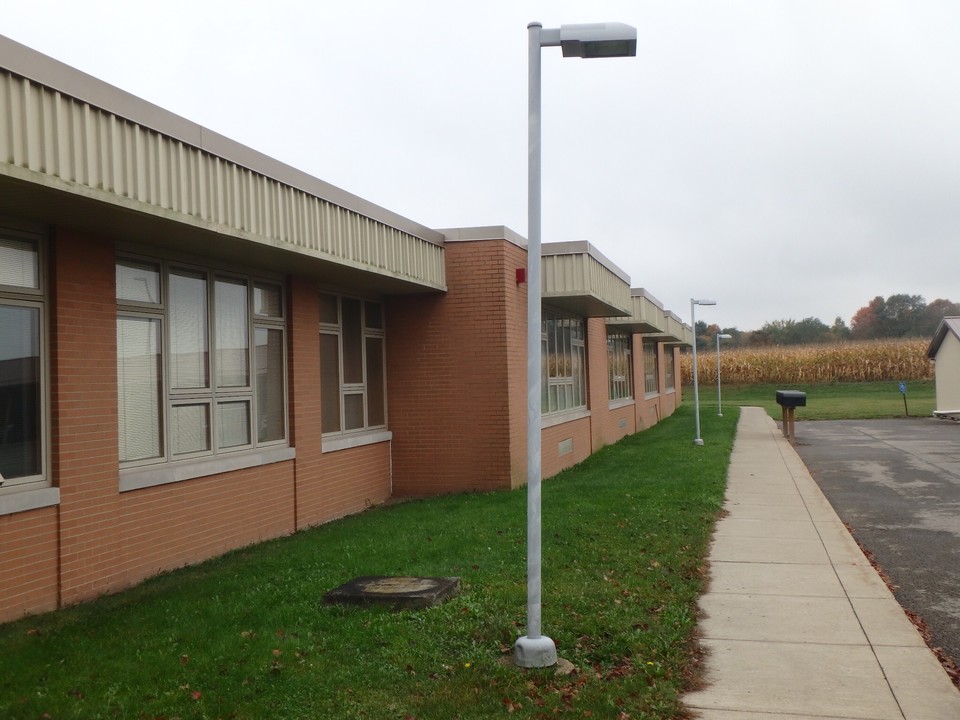 Country Crossing Apartments 55+ in Volant, PA - Building Photo