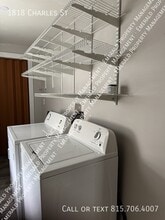 1818 Charles St in Rockford, IL - Building Photo - Building Photo