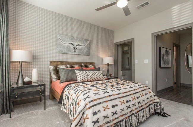 property at 1930 Kingsley Dr