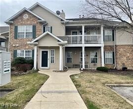 14801 Lenox Dr in Strongsville, OH - Building Photo