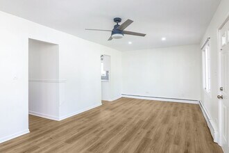 5907 W 89th St in Oak Lawn, IL - Building Photo - Building Photo