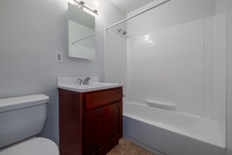 Highview Apartments in Spring Valley, NY - Building Photo - Interior Photo