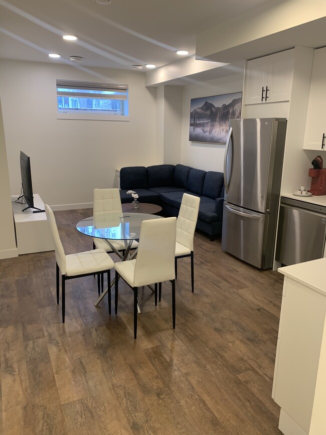 property at 759 Garwood Av