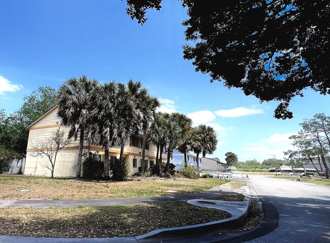 5517 Decatur St in Orlando, FL - Building Photo - Building Photo
