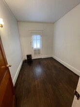 6 McFarlan Ave in Amsterdam, NY - Building Photo - Building Photo