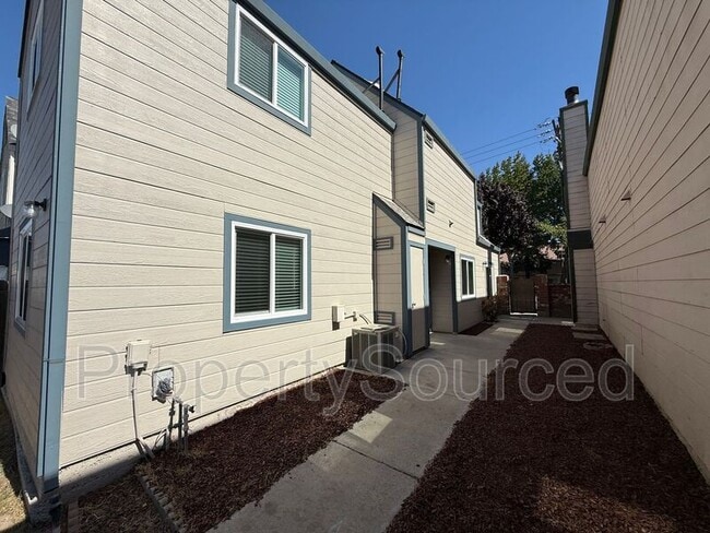 property at 424 Golf Cir E
