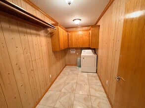 633 N Simmons St in Lake Charles, LA - Building Photo - Building Photo