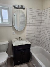 242 16th St in Richmond, CA - Foto de edificio - Building Photo