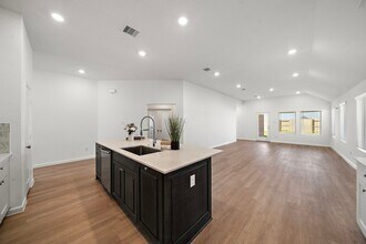 4823 Shimmer Side Dr in Katy, TX - Foto de edificio - Building Photo