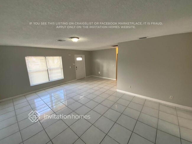 5885 Eddy Ct in Greenacres, FL - Building Photo - Building Photo