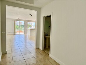 107 Mendoza Ave in Coral Gables, FL - Building Photo - Building Photo