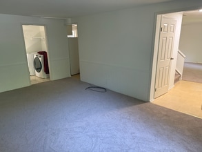 10210 Swinging Bridge Dr in Richmond, VA - Building Photo - Building Photo