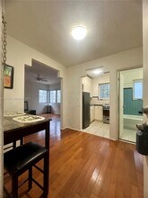 260 Euclid Ave in Miami Beach, FL - Foto de edificio - Building Photo