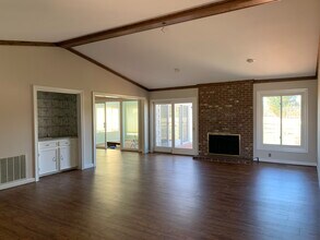 132 Spyglass Dr in Bermuda Run, NC - Building Photo - Building Photo