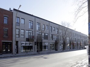 4815-4823 Saint-Laurent in Montréal, QC - Building Photo - Building Photo