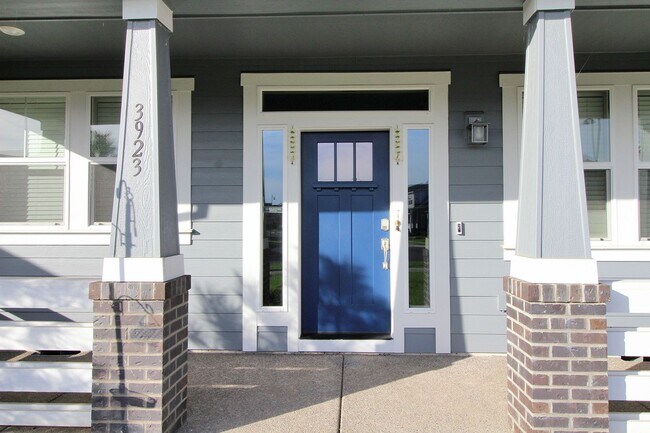 3923 SE 70th Ave in Hillsboro, OR - Building Photo - Building Photo