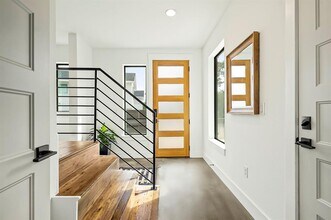 1104 Marcy St in Austin, TX - Building Photo - Building Photo