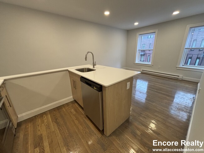 529 Beacon St in Boston, MA - Building Photo - Building Photo