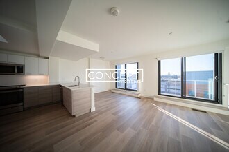 1079 Commonwealth Ave, Unit 523CP in Boston, MA - Building Photo - Building Photo