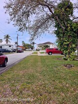 1735 E Central Ave in Merritt Island, FL - Building Photo