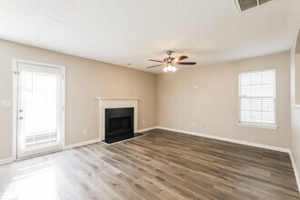 11281 Aliyah Dr in Hampton, GA - Building Photo - Building Photo