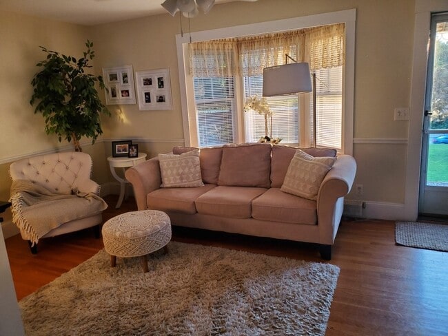 property at 727 Main St