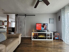 19 Rue de Beauce in Gatineau, QC - Building Photo - Building Photo