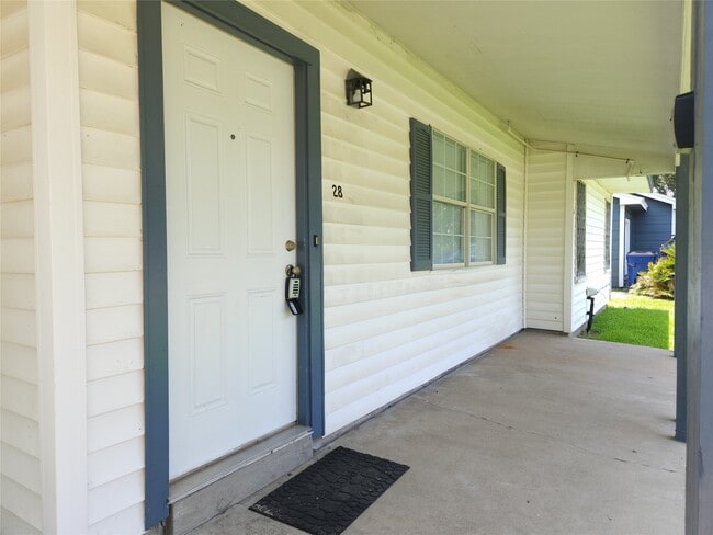 28 14th St N in Texas City, TX - Building Photo - Building Photo