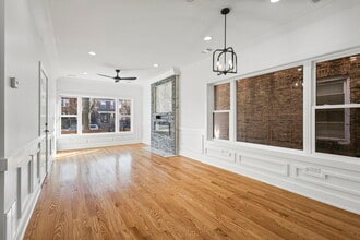 3934 N Sawyer Ave, Unit 1 in Chicago, IL - Building Photo - Building Photo