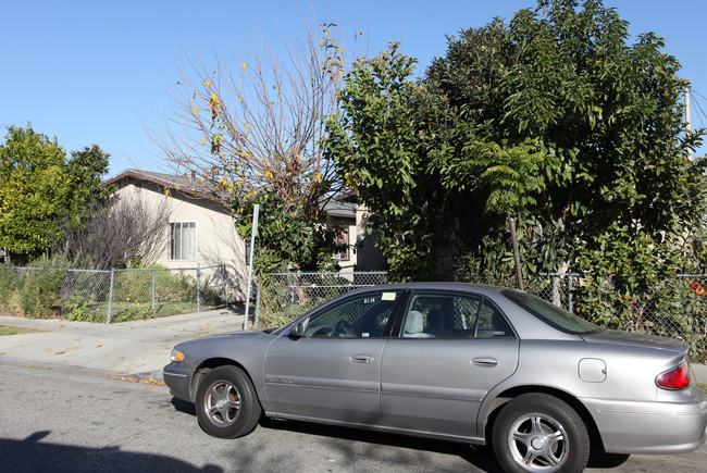 3507-3513 E 58th St in Maywood, CA - Building Photo - Building Photo