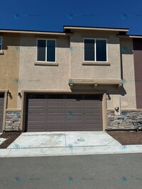 925 W End St in Carson City, NV - Foto de edificio - Building Photo