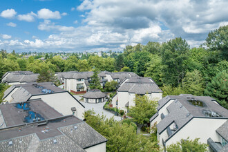 Fraser Mews in New Westminster, BC - Building Photo - Building Photo