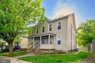 305 9th St in Laurel, MD - Building Photo