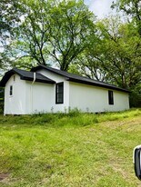 1712 Plant St in Texarkana, TX - Building Photo