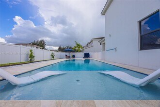 7126 Rockwood Rd in Jupiter, FL - Building Photo - Building Photo