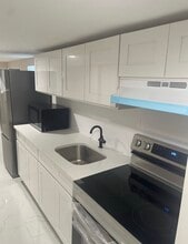 14307 130th Ave, Unit 3 in Jamaica, NY - Building Photo - Building Photo