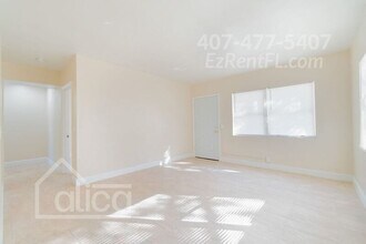 1001 Henrietta Ave in West Palm Beach, FL - Building Photo - Building Photo