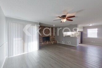 350 E Davis Cir in Duncanville, TX - Building Photo - Building Photo