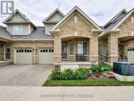 57 Muzzo Dr in Brampton, ON - Building Photo