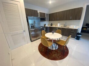 1025 NE 18th Ave in Fort Lauderdale, FL - Building Photo - Building Photo